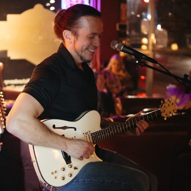 Live Music with Matt Spinks