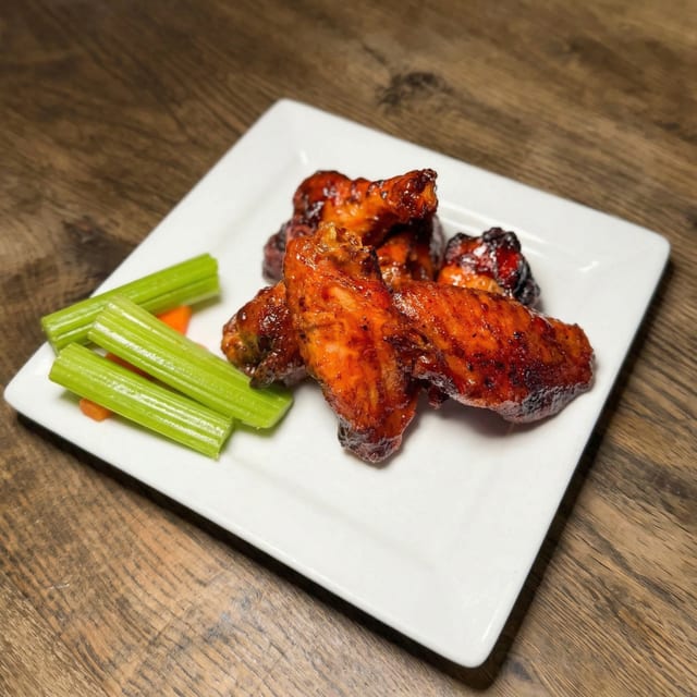 6 TBM Chicken Wings.